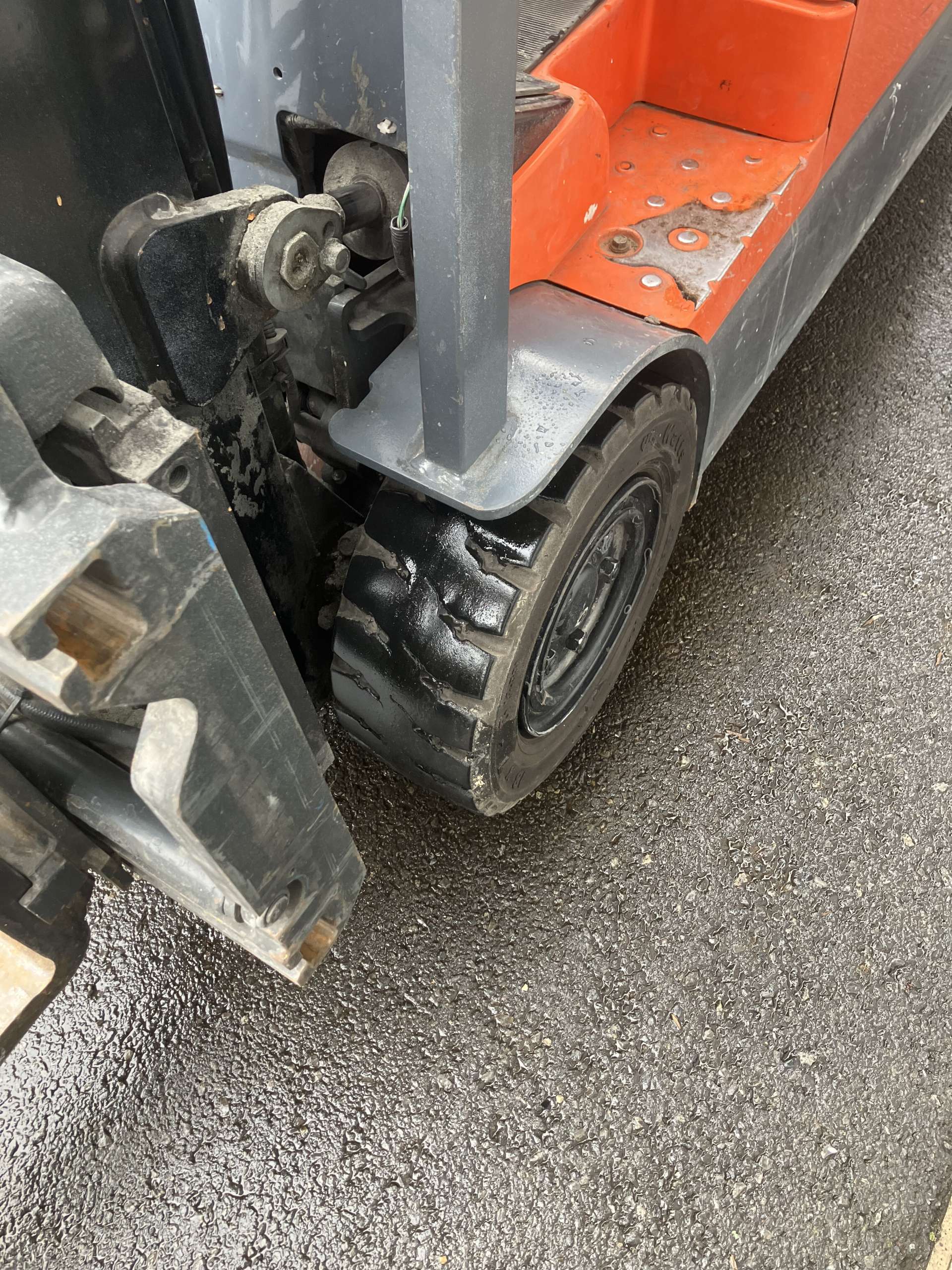 Toyota 1800kg Elektrisch
